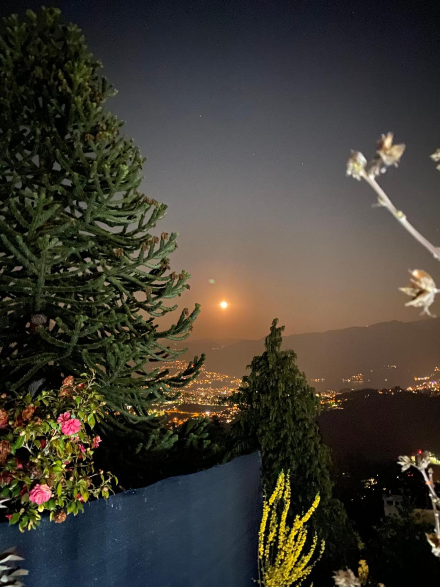 Casa Sol Y Sombra Lejlighed Cademario Eksteriør billede